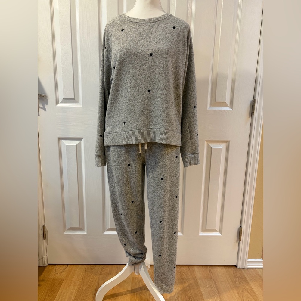 Rails Melange Gray with Black Hearts Sweatsuit Callahan Top and Oakland Pants M